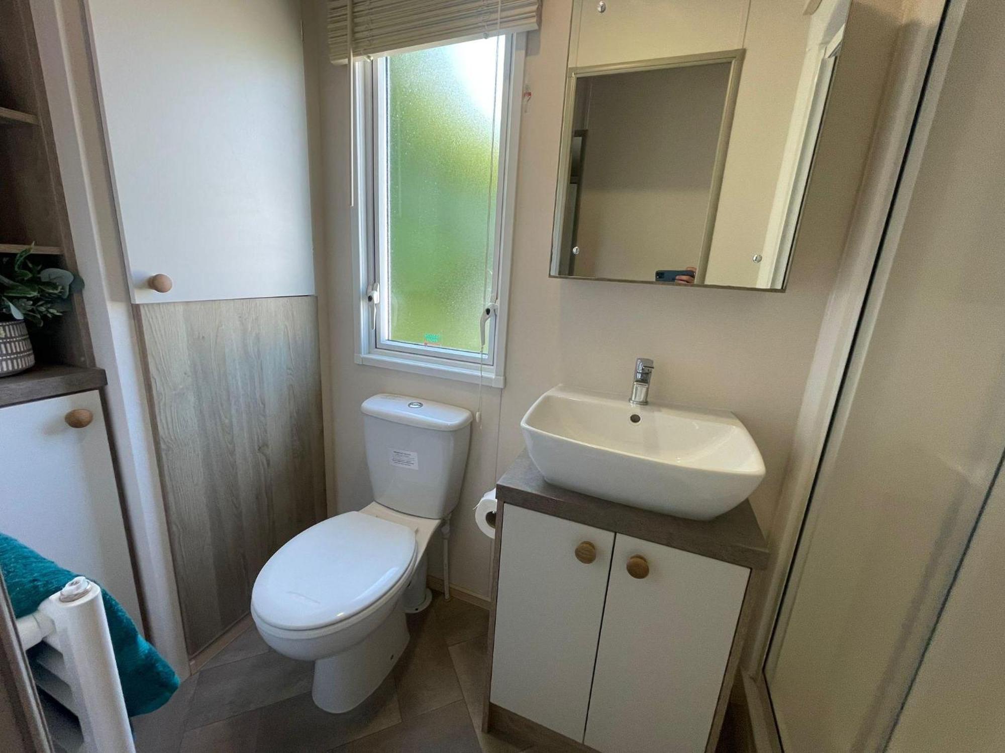Homely Caravan At Manor Park, Nearby Hunstanton Beach In Norfolk Ref 23039T Экстерьер фото